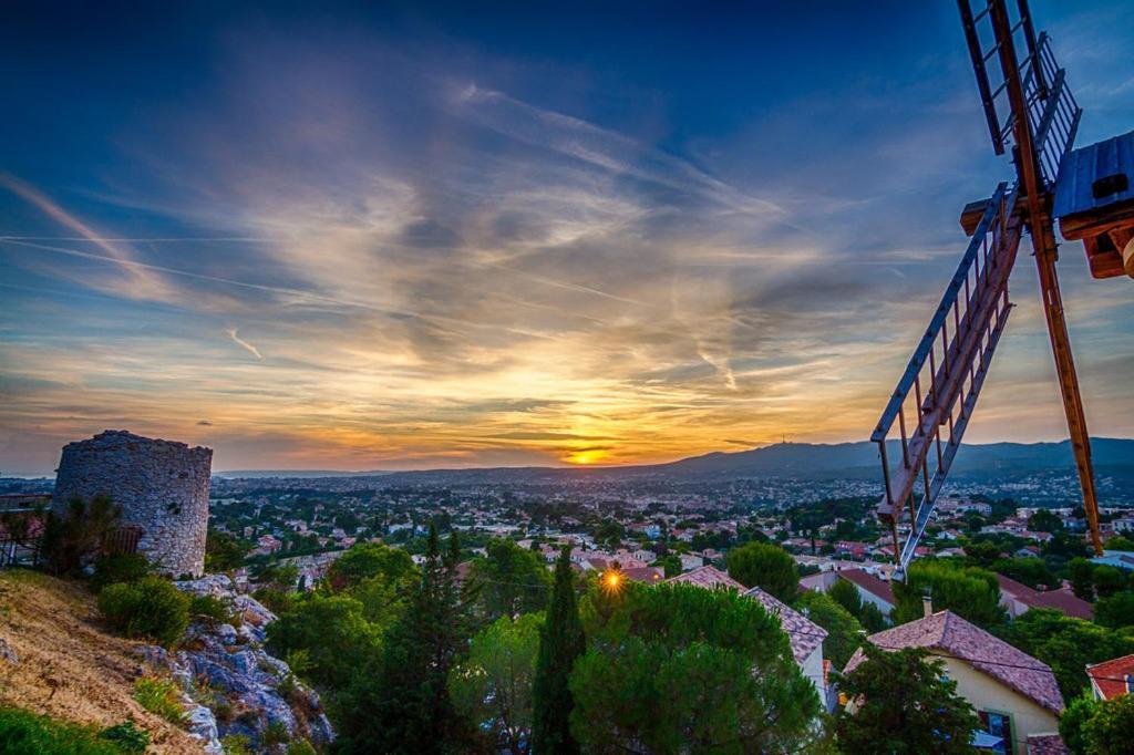 Au Charme Provencal Villa Allauch Eksteriør bilde